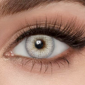 Model wearing Ashen Blend Gray 14.2mm colored contacts
